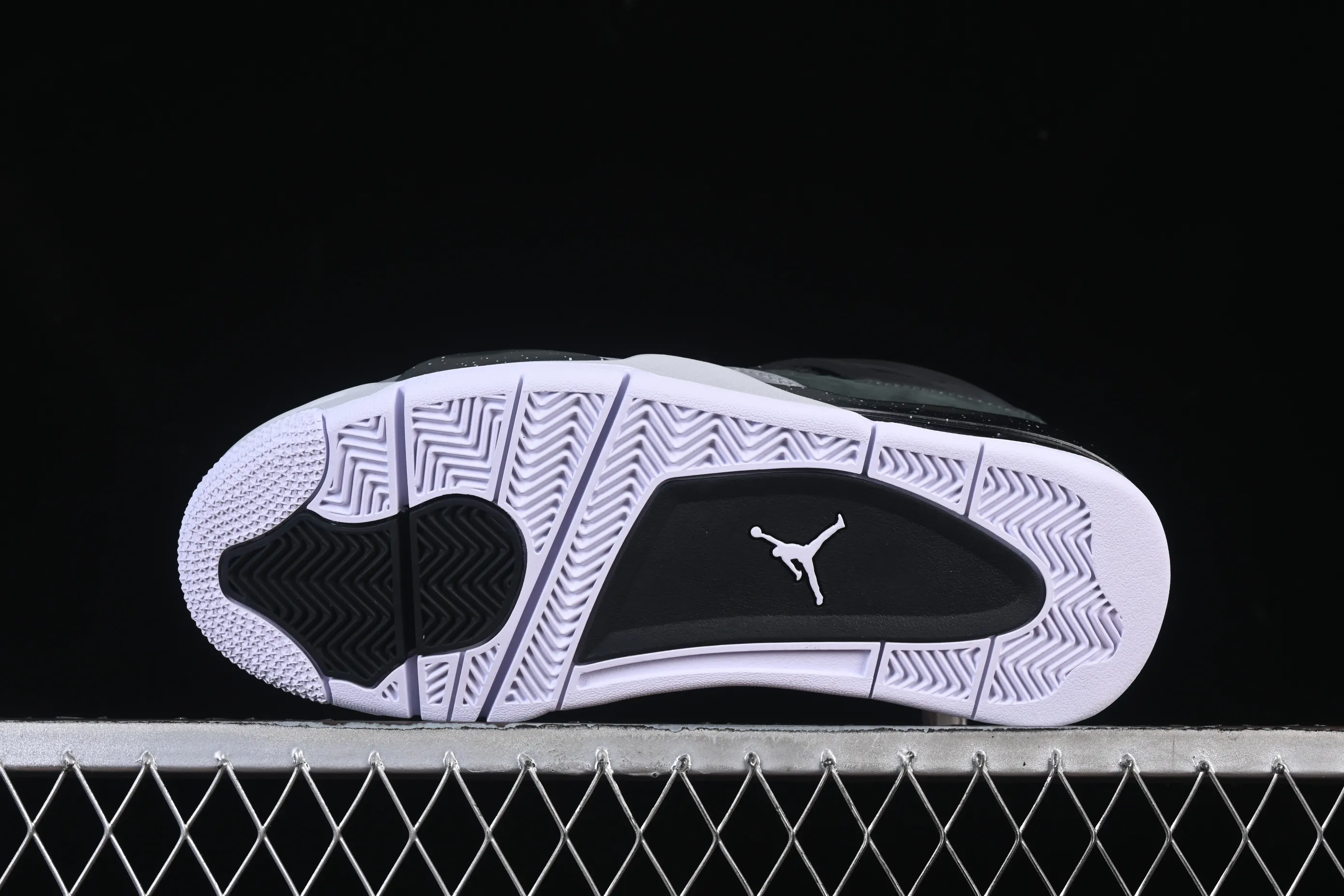 All categories Air Jordan Jordan series basketball shoes Air Jordan 4 OG version Air Jordan 4 "Fear" AJ4 Joe 4 fear suit replica basketball shoes FQ8138-002